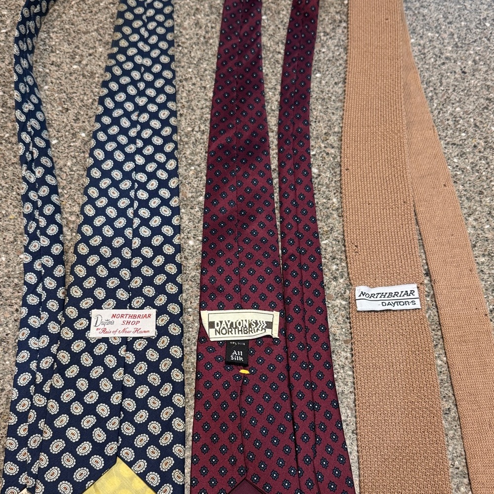 Vintage daytons northbriar neck ties